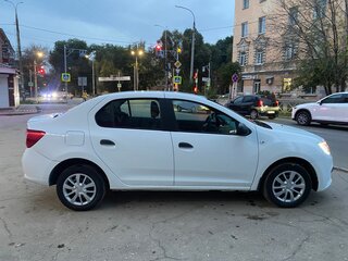 2018 Renault Logan II Рестайлинг, белый, 650000 рублей, вид 4