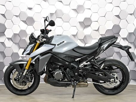 2022 Suzuki GSX-S 1000, серый, 1099000 рублей, вид 4