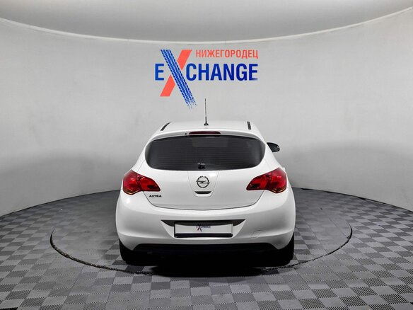 2011 Opel Astra J, белый, 518000 рублей - вид 6