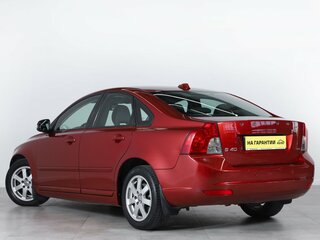 2012 Volvo S40 II Рестайлинг, красный, 699000 рублей, вид 4