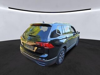 2022 Volkswagen Tiguan Allspace II Рестайлинг, чёрный, 2775000 рублей, вид 2