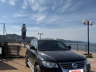 2008 Volkswagen Touareg I Рестайлинг, чёрный, 1700000 рублей, вид 3