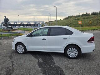 2019 Volkswagen Polo V Рестайлинг, белый, 950000 рублей, вид 4
