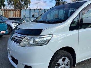 2008 Nissan Serena III (C25), белый, 999998 рублей, вид 1