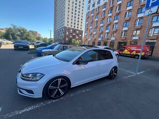 2018 Volkswagen Golf VII Рестайлинг, серый, 2050000 рублей, вид 4