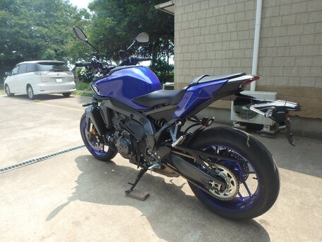 2024 Yamaha MT-09 (FZ-09), синий, 1300000 рублей, вид 5