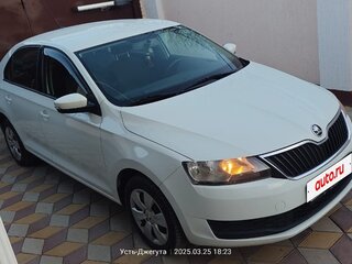 2018 Skoda Rapid I Рестайлинг, белый, 1041000 рублей, вид 1