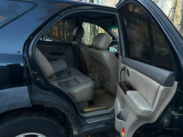 2004 Kia Sorento 4-speed I, чёрный, 495000 рублей - вид 5
