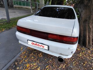 1995 Toyota Cresta IV (X90), белый, 350000 рублей, вид 2