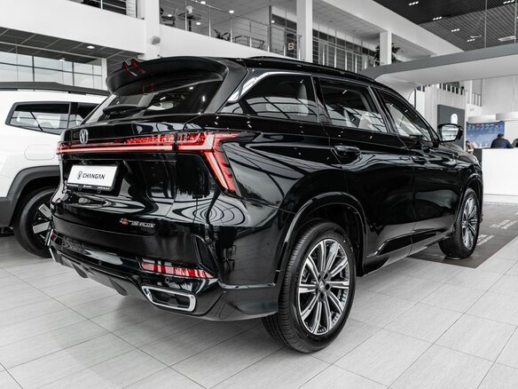 2025 Changan CS75 Plus IV, чёрный - вид 4