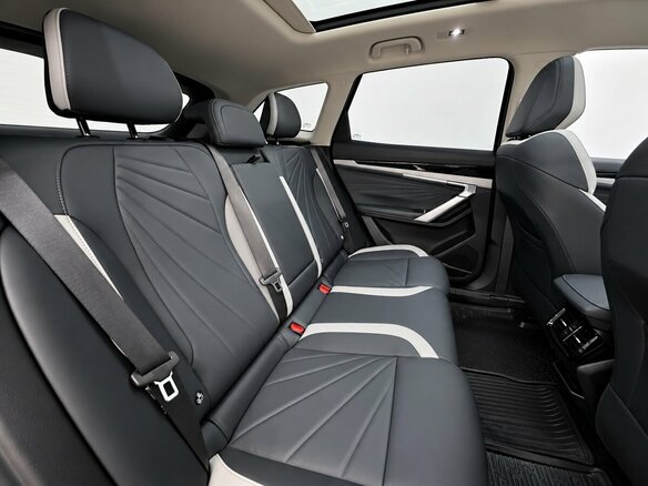 2024 Geely Atlas II, серый, 2655000 рублей - вид 12
