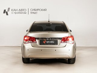 2012 Chevrolet Cruze I, бежевый, 844000 рублей, вид 4