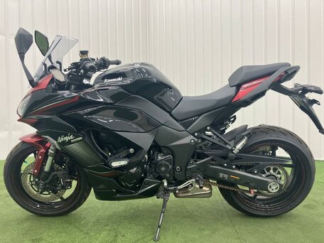 2022 Kawasaki Ninja 1000 SX, чёрный, 1185000 рублей, вид 1