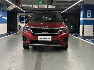 2021 Kia KX3, пурпурный, 1243000 рублей, вид 1
