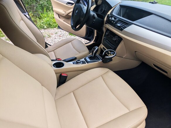 2014 BMW X1 20i I (E84) Рестайлинг, синий, 1700000 рублей - вид 8