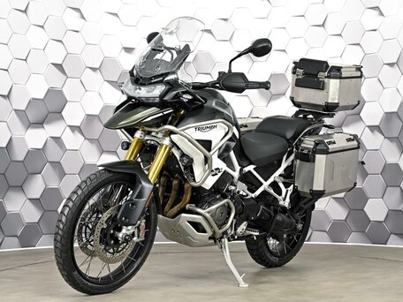 2023 Triumph Tiger 1200, зелёный, 1569000 рублей, вид 2
