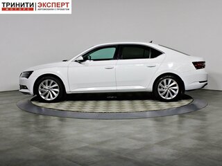 2017 Skoda Superb III, белый, 1797000 рублей, вид 5