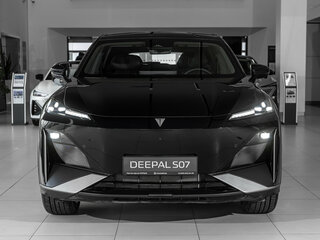 2025 Changan Deepal S07 31.73 kWh I, чёрный, 5289900 рублей, вид 2