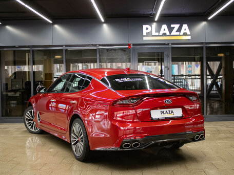 2018 Kia Stinger I, красный, 2300000 рублей, вид 3