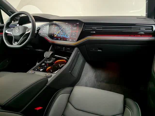 2026 Volkswagen Touareg III Рестайлинг, бежевый, 14490000 рублей, вид 5
