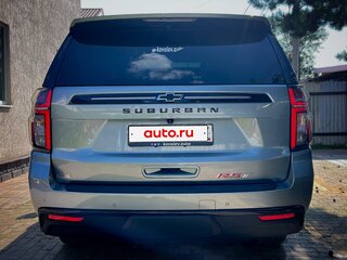 2023 Chevrolet Suburban XII, серебристый, 8990000 рублей, вид 4