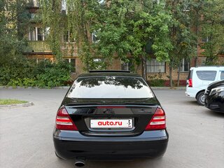 2004 Mercedes-Benz C-Класс 230 II (W203) Рестайлинг, чёрный, 830000 рублей, вид 5