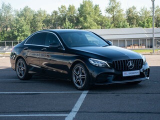 2020 Mercedes-Benz C-Класс 200 IV (W205) Рестайлинг, чёрный, 2947000 рублей, вид 3