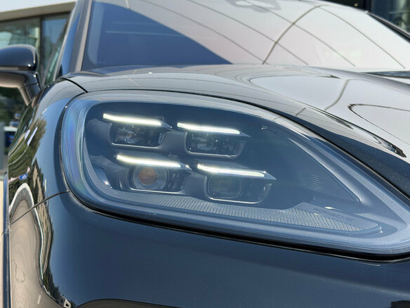 2026 Porsche Cayenne III Рестайлинг, чёрный, 18990000 рублей - вид 29