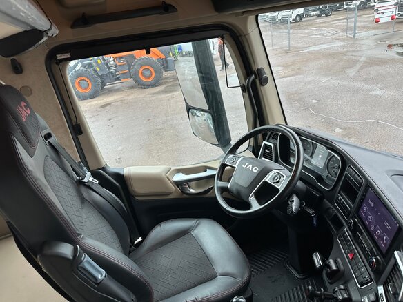 2023 JAC K7, белый, 4978000 рублей - вид 10
