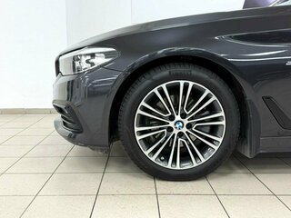 2018 BMW 5 серии 520d VII (G30/G31/G38), серый, 3195000 рублей, вид 5