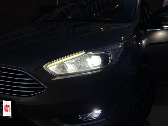 2017 Ford Focus III Рестайлинг, серый, 1200000 рублей - вид 21