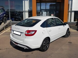 2025 Lada (ВАЗ) Granta I Рестайлинг, белый, 1104000 рублей, вид 5