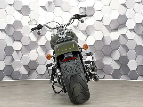 2022 Harley-Davidson Fat Boy, зелёный, 2599000 рублей - вид 5