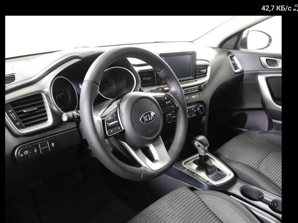2019 Kia Ceed III, белый, 1800000 рублей - вид 10