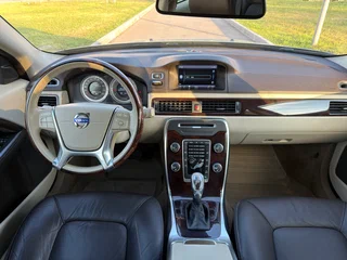 2013 Volvo XC70 II, бежевый, 2649000 рублей, вид 5