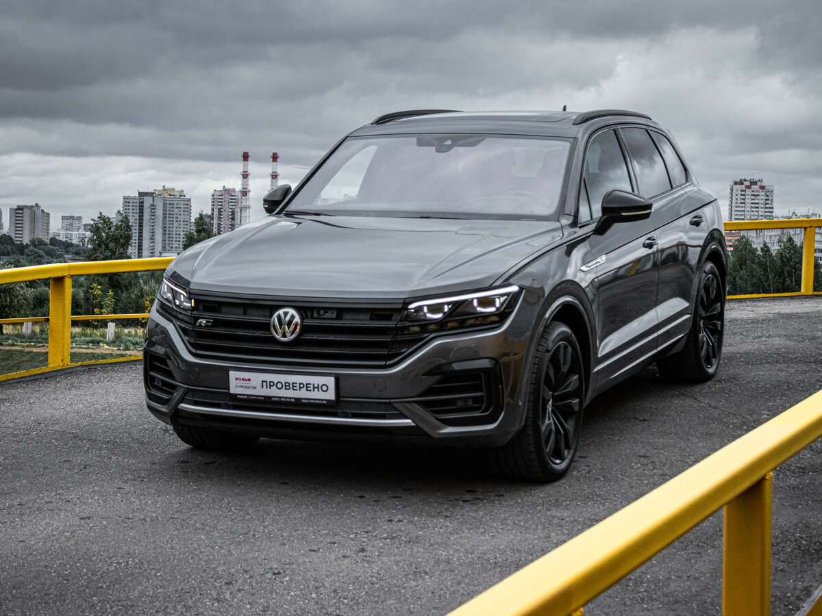 Открыть фотографии: Volkswagen Touareg III