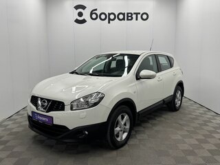 2013 Nissan Qashqai I Рестайлинг, белый, 1099000 рублей, вид 1