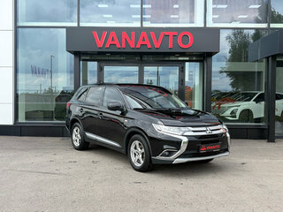 2017 Mitsubishi Outlander III Рестайлинг 2, чёрный, 1825000 рублей, вид 2