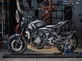2021 Triumph Trident 660, чёрный - вид 3