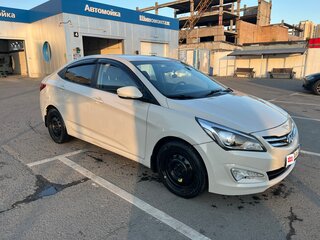 2016 Hyundai Solaris I Рестайлинг, белый, 685000 рублей, вид 3