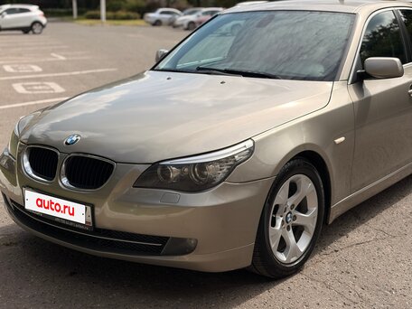 2009 BMW 5 серии 520i V (E60/E61) Рестайлинг, бежевый, 940000 рублей, вид 4