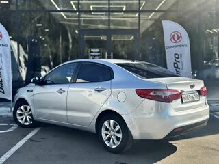 2012 Kia Rio III, серебристый, 510000 рублей, вид 4