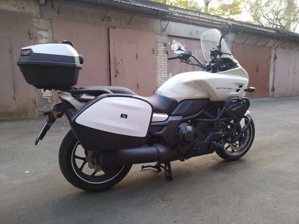 2013 Honda CTX 700, белый, 700000 рублей - вид 6