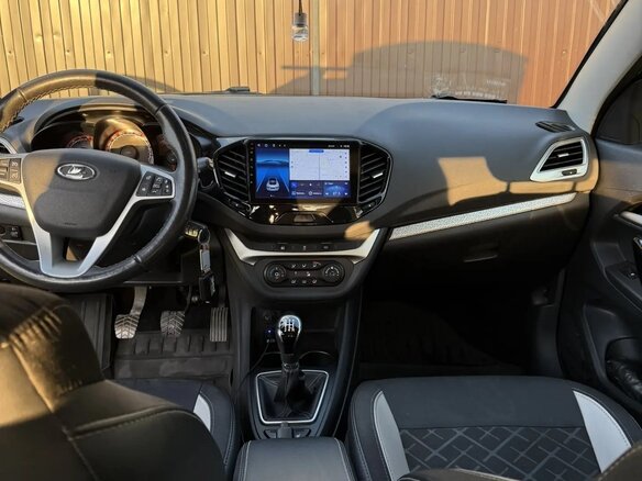 2020 Lada (ВАЗ) Vesta SW Cross I, коричневый, 1180000 рублей - вид 4