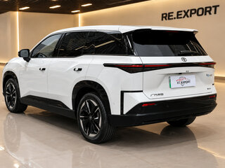 2025 Toyota bZ3X 58.3 kWh, белый, 2899300 рублей, вид 3
