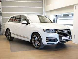 2016 Audi Q7 II (4M), белый, 4799000 рублей, вид 3