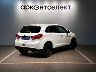 2012 Mitsubishi ASX I Рестайлинг, белый, 977000 рублей, вид 2