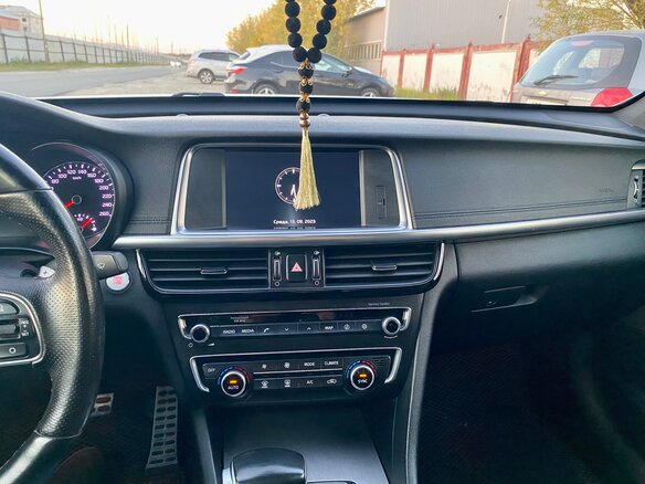 2017 Kia Optima IV, белый, 1600000 рублей - вид 12