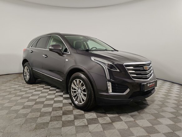 2017 Cadillac XT5 I, серый, 2219000 рублей - вид 2