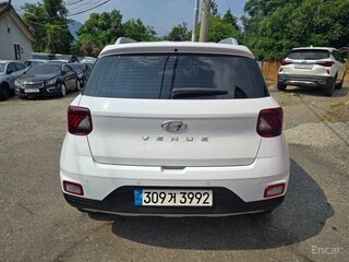 2023 Hyundai Venue I, белый, 1641000 рублей, вид 5
